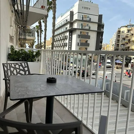 Devonshire Flats 2bed - Bugibba Square By Homely St. Paul's Bay