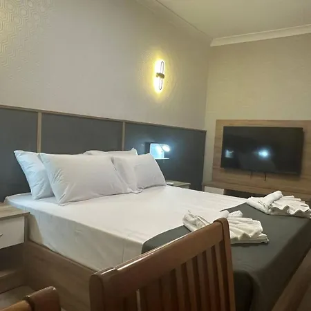 Devonshire Flats 2bed - Bugibba Square By Homely Apartment St. Paul's Bay