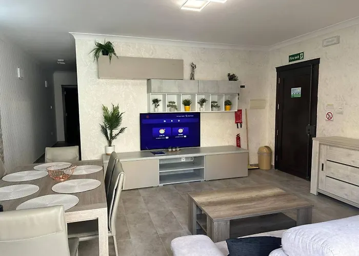 Devonshire Flats 2bed - Bugibba By Homely